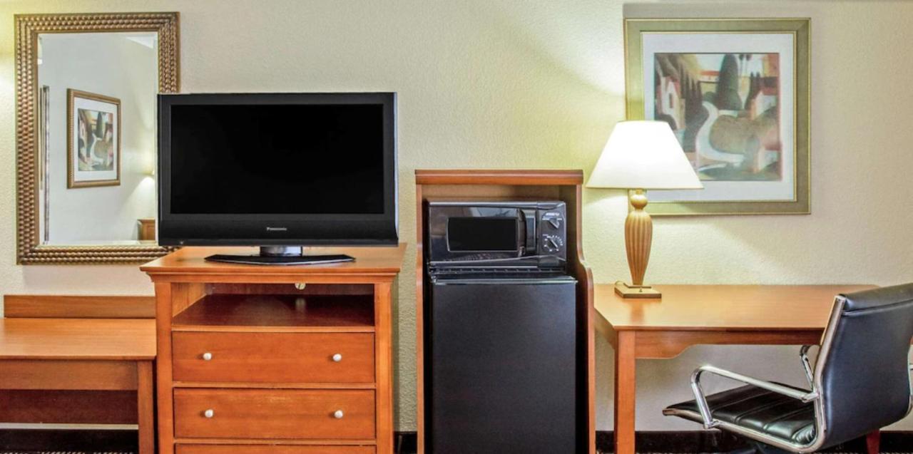 La Quinta By Wyndham Minneapolis-Minnetonka Buitenkant foto